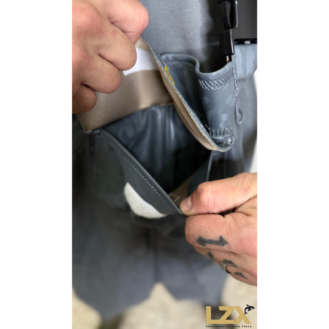 Jardineira Impermeável Azul Camuflado