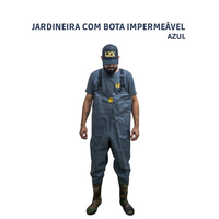 Jardineira Com Bota Impermeável Azul